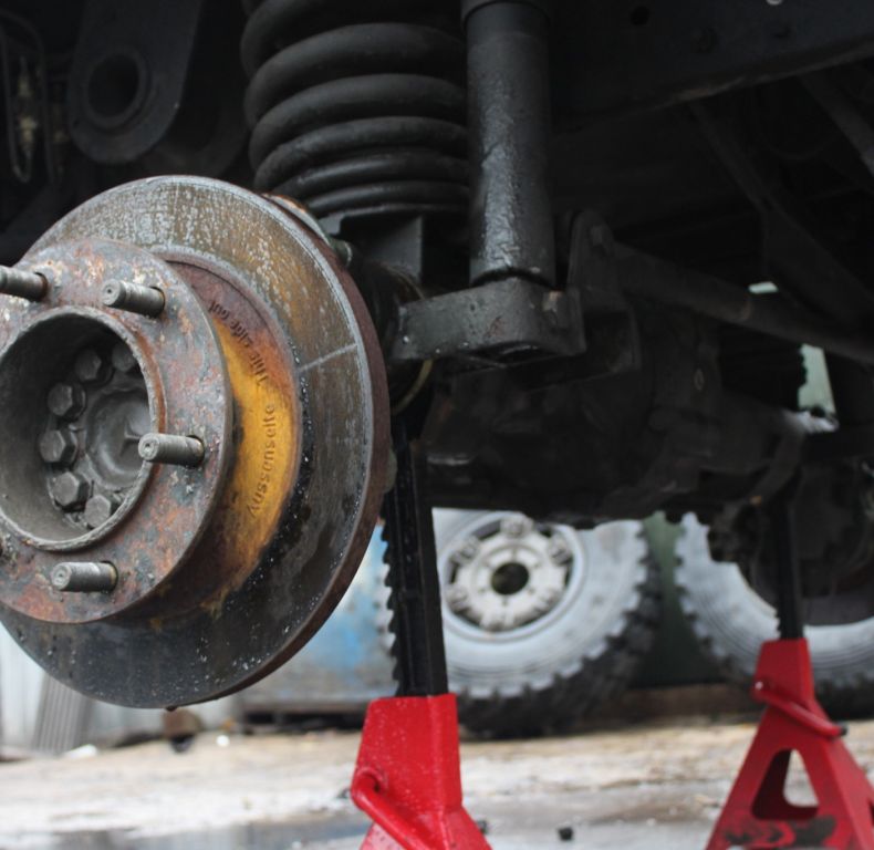 USED PAIR FAST AXLES 23:9 A10/A11