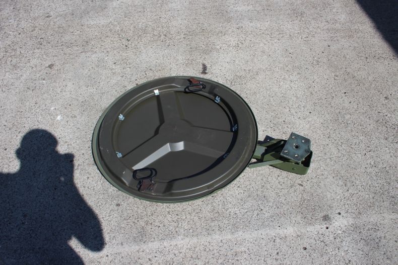 U1300L MILITARY ROOF TURRET ARM & HATCH