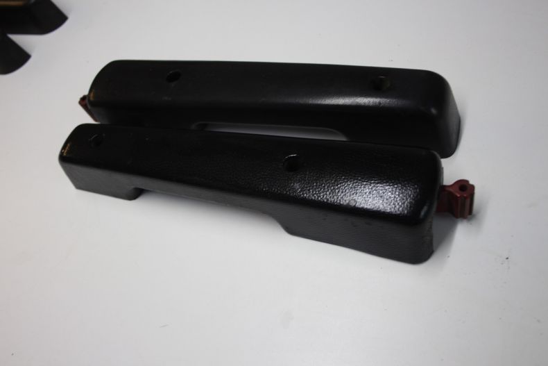 USED SBU DOOR HANDLES BLACK