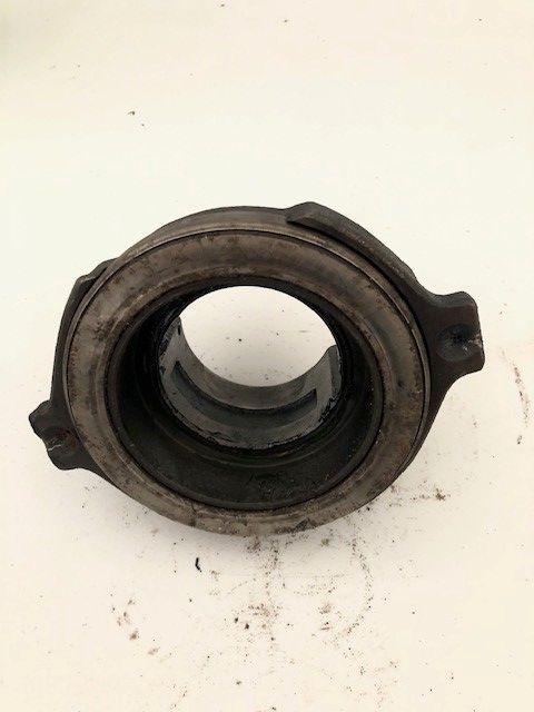 USED MB TRAC CLUTCH RELEASE BEARING