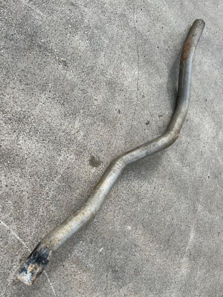 USED EXHAUST INTERMEDIATE PIPE OM366