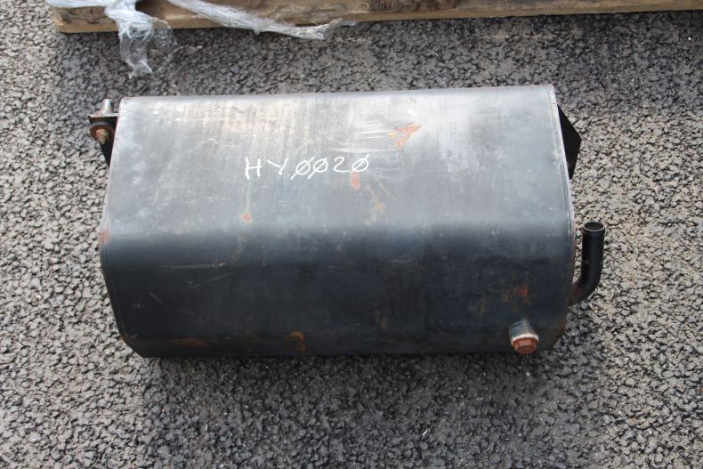 MB TRAC HYDRAULIC TANK