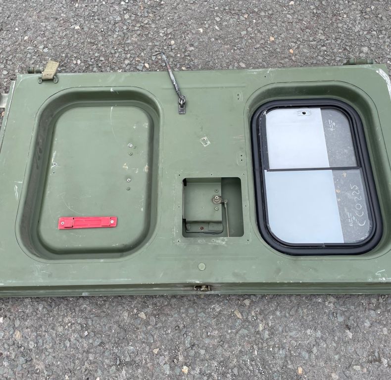 USED U1300L AMBULANCE SIDE DOOR