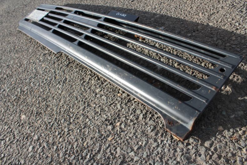 Used grille for Unimog U1000