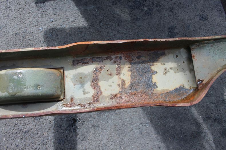 USED U900/1100 406/416 MILITARY BUMPER