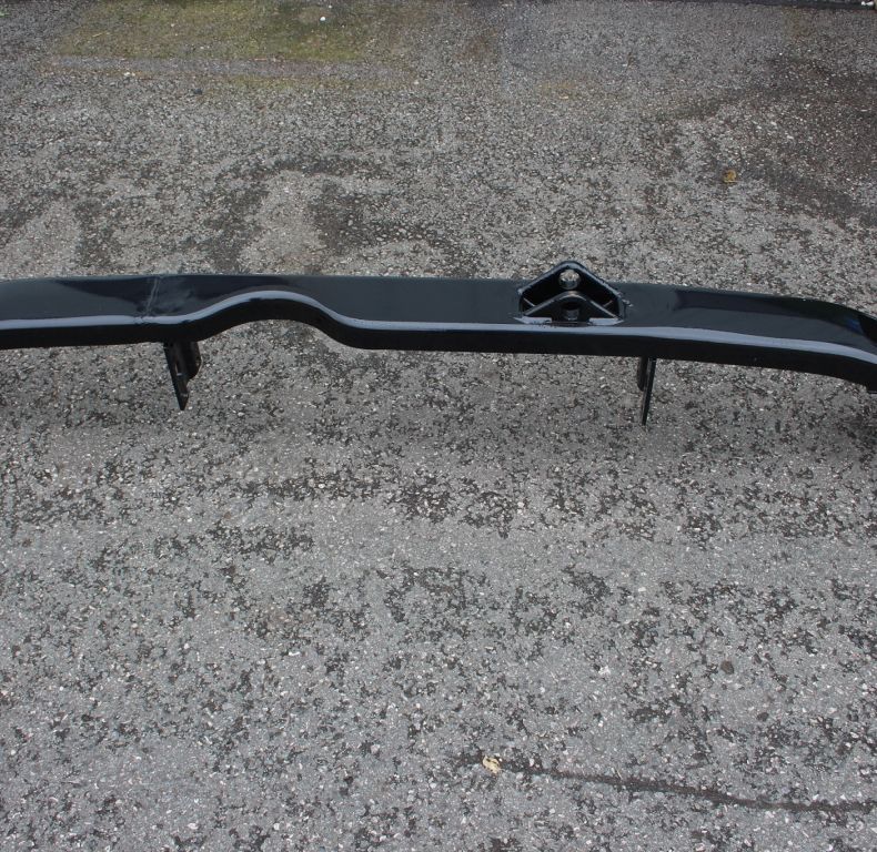 USED U900/1100 406/416 MILITARY BUMPER