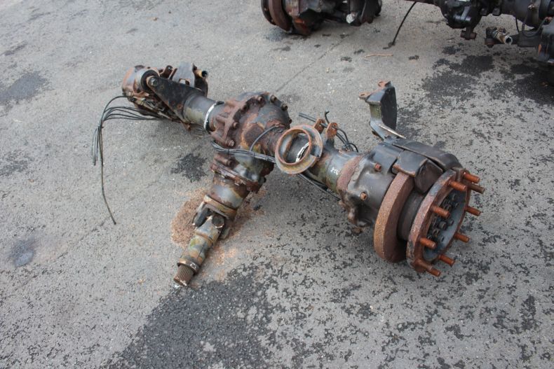 UGN U400 U500 REAR AXLE PARTS