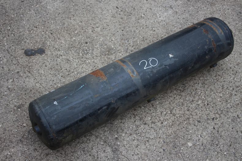 USED AIR TANK 001 432 8801