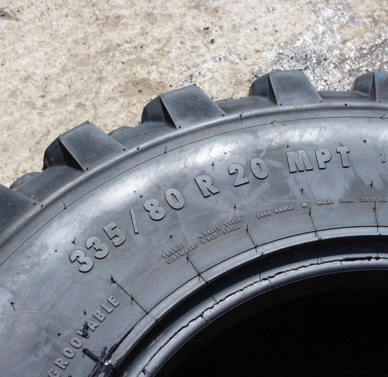 1x USED 335/80R20 Continental MPT81 TYRE