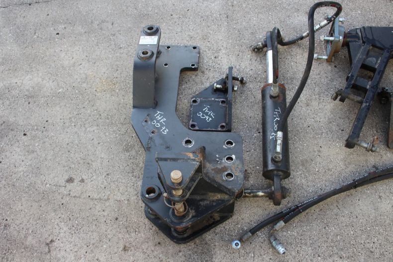 REAR LINKAGE PARTS UGN U400-500