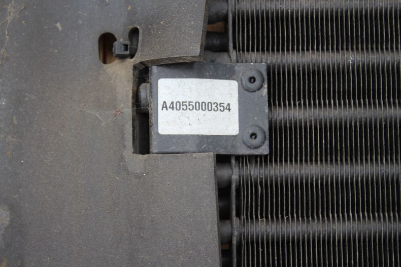 USED A/C CONDENSOR UGN A 405 500 03 54