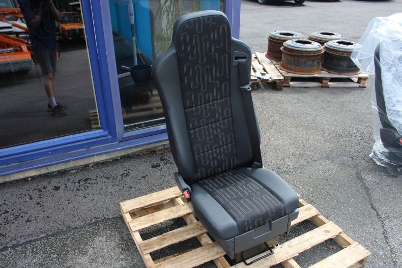 NEW ISRI SUSPENSION SEAT LEFT HAND