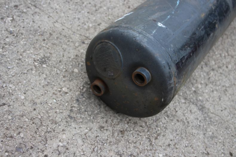 USED AIR TANK 001 432 8801