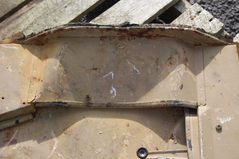 USED LEFT HAND 406/416 SOFT TOP CAB DOOR