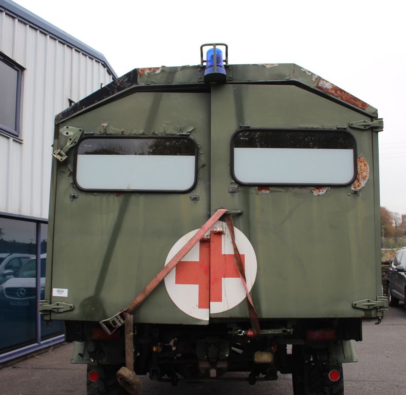 AMBULANCE/CAMPER BODY U1300L