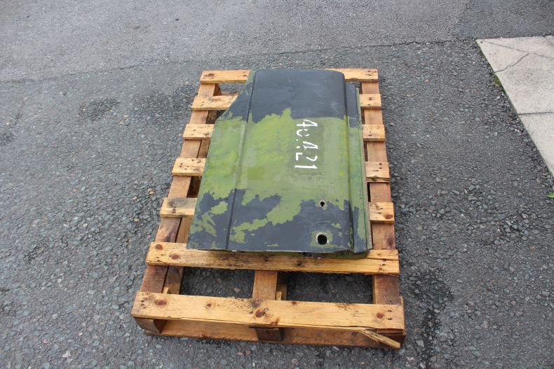 Used cab door for u1100/416