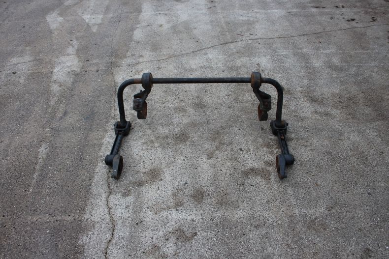 REAR ANTI ROLL BAR U1300L