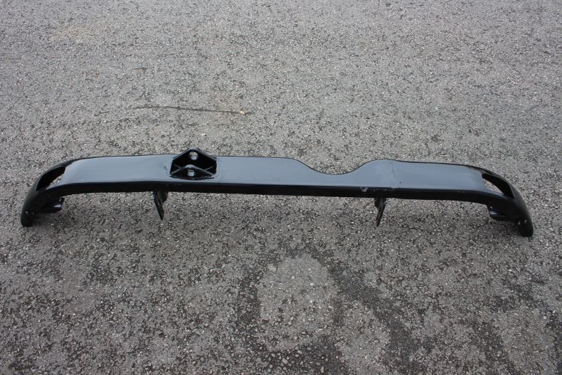 USED U900/1100 406/416 MILITARY BUMPER