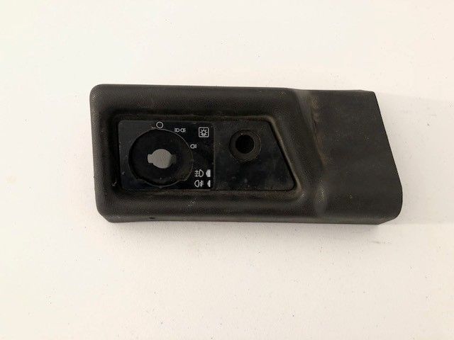 USED HEADLIGHT SWITCH COVER/TRIM