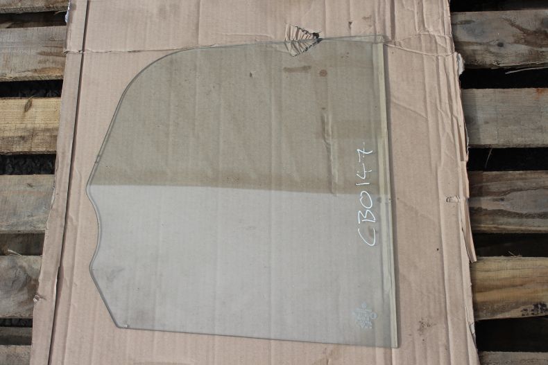 U900/1100 WINDOW GLASS