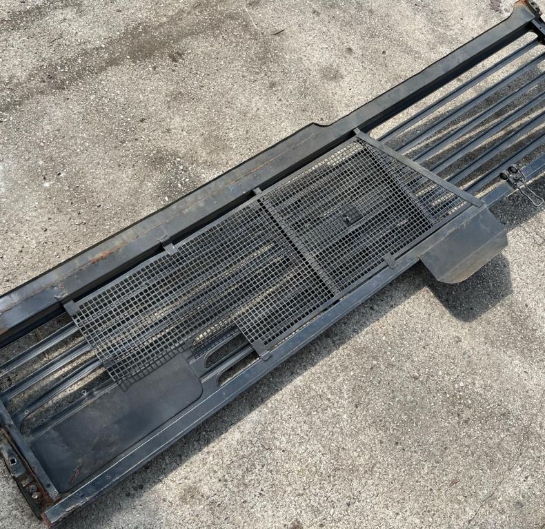 USED GRILLE TO SUIT U1200-U1700 MODELS