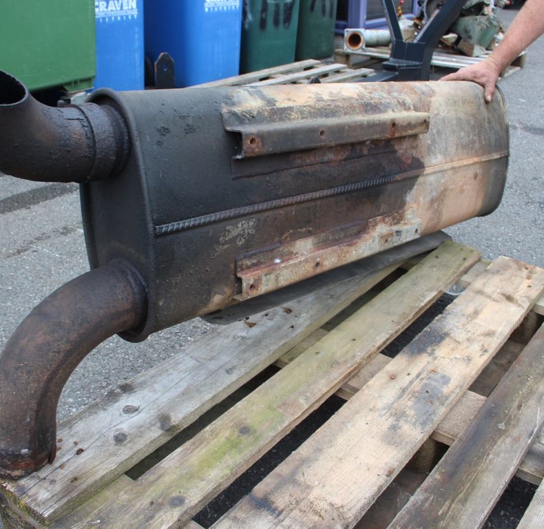 USED EXHAUST SILENCER UGN U400 U500