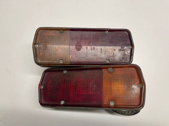 USED PAIR OF REAR LIGHT UNIT U1300L MILITARY STYLE