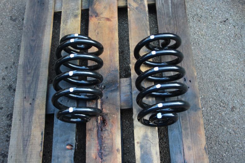 AV REAR HEAVY DUTY SPRINGS 406/416