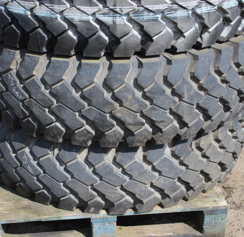 X3 USED 14.00R20 CONTINENTAL TYRES