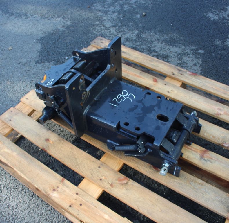 DROMONE PICK UP HITCH NEW OLD STOCK