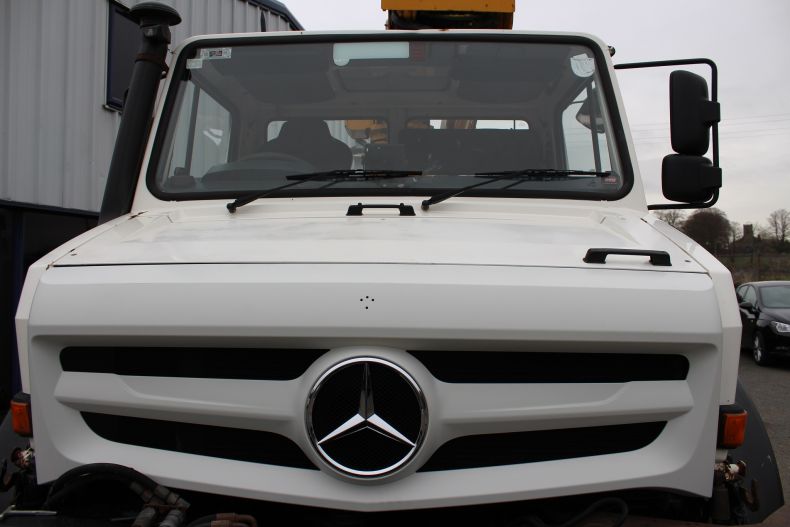 New Mercedes U4023/5023 Front Grille Upgrade