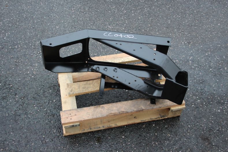 L/H BUMPER CORNER TO SUIT U1300-2450 425/437 MODEL