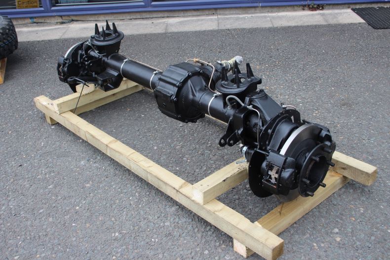 REWORKED FRONT AXLE FOR UNIMOG U1300L 435 115