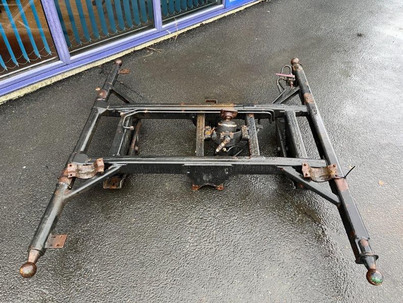 3 WAY TIPPING SUBFRAME & TIPPER RAM