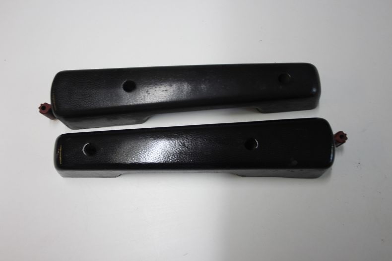 USED SBU DOOR HANDLES BLACK