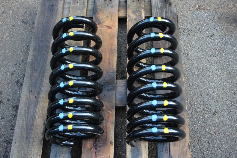 AV REAR HEAVY DUTY SPRINGS 405 UNIMOGS