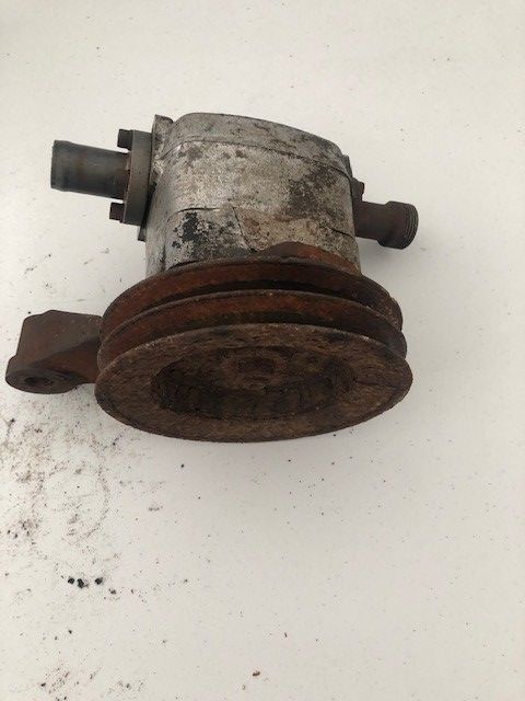 USED MB TRAC SINGLE HYDRAULIC PUMP 441-443