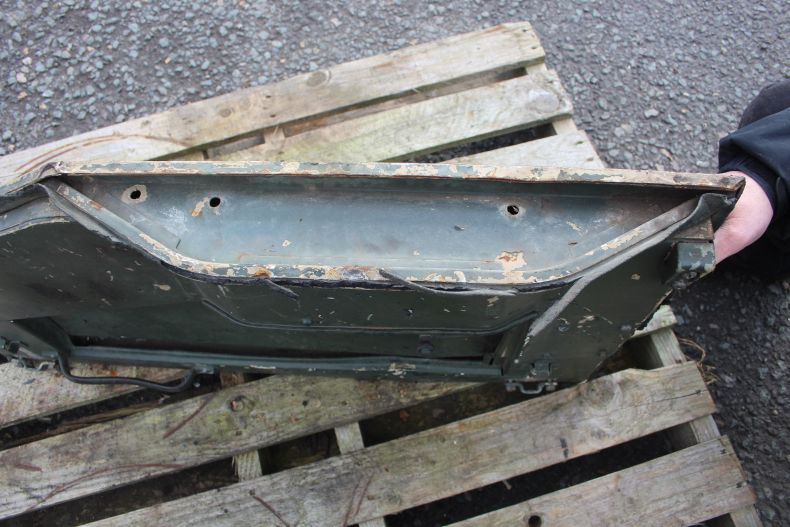 USED LEFT HAND 406/416 SOFT TOP CAB DOOR