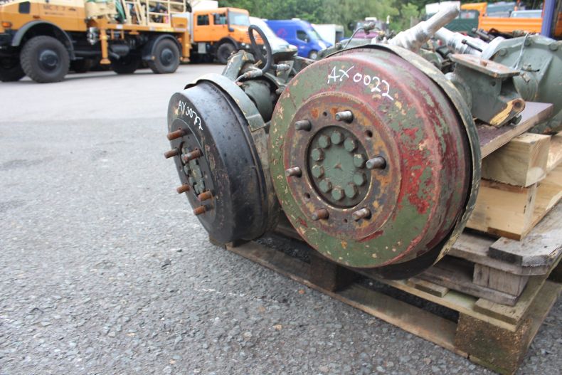 USED LOW KMS 406/416 DRUM BRAKE AXLES