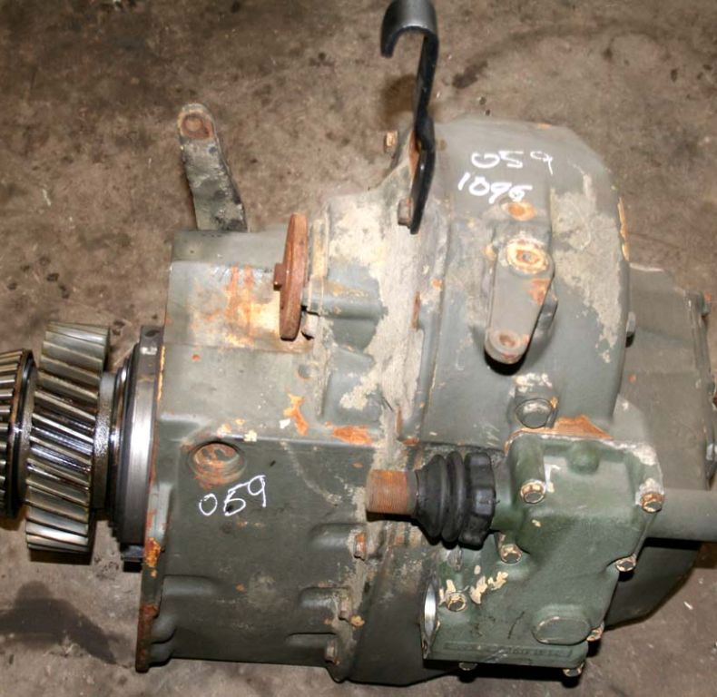 USED UG 3/40 GEARBOX FOR SBU UNIMOGS