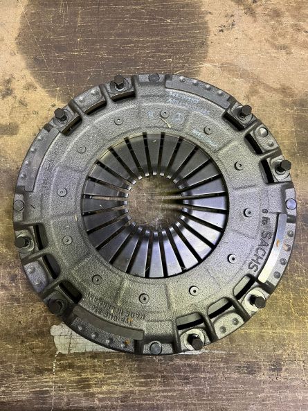 SINGLE CLUTCH 330MM U1300L USED LOW KMS