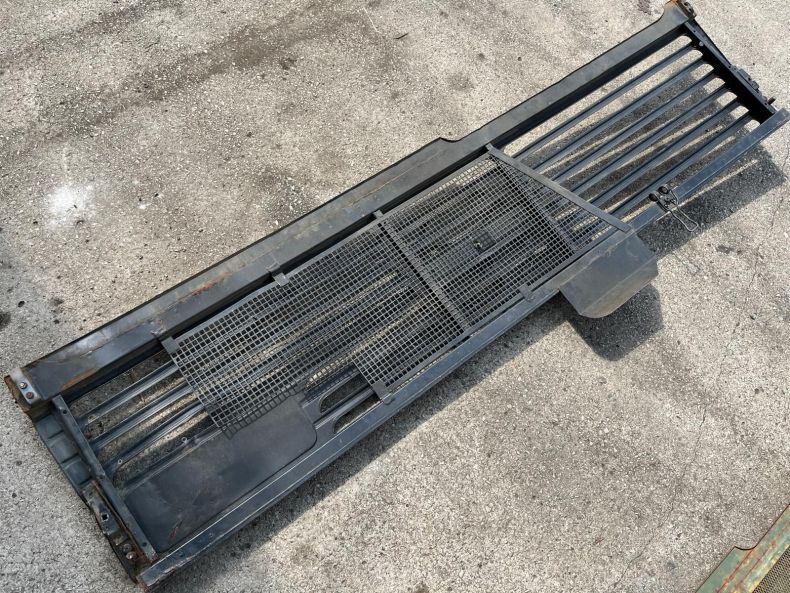 USED GRILLE TO SUIT U1200-U1700 MODELS