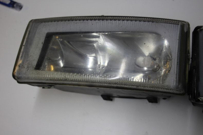 USED UGN HEADLIGHT UNITS