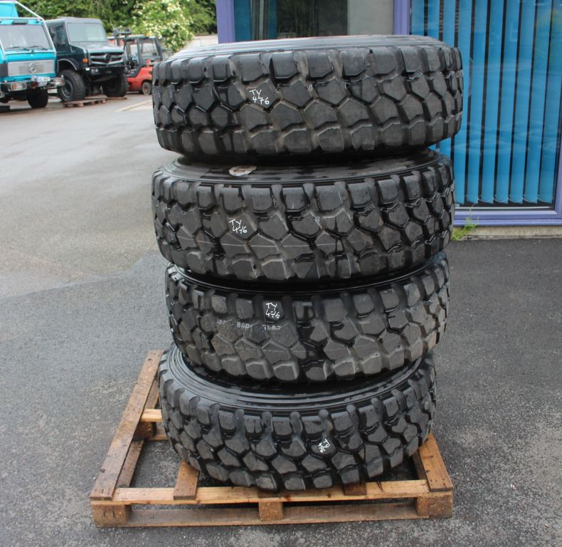 X4 USED 335/80R20 ADVANCE GL073A TYRES & 20" RIMS