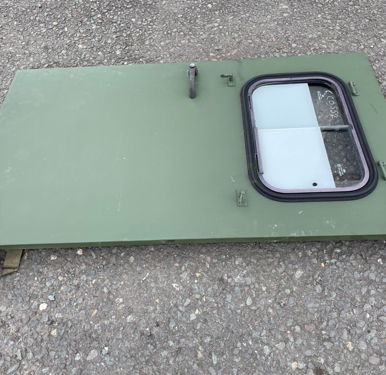 USED U1300L AMBULANCE SIDE DOOR