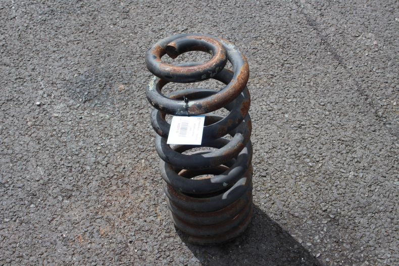 USED FRONT SPRING U400 UNIMOG