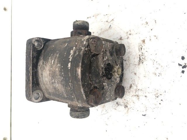 USED UGN HYDRAULIC FAN MOTOR