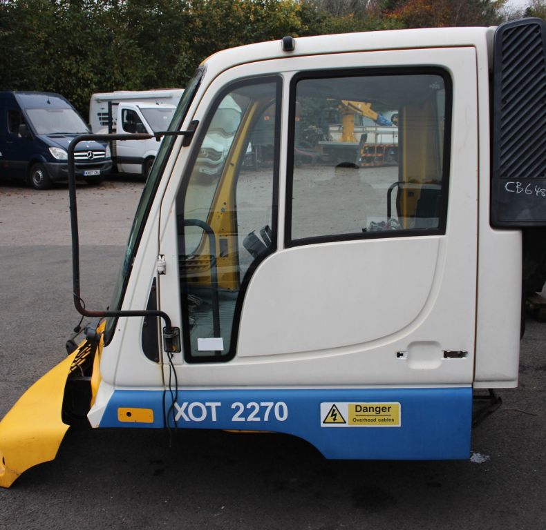 USED UGN CAB U300/400/500