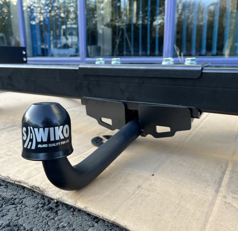 NEW UNUSED SAWIKO TOW BAR TRAILER COUPLING