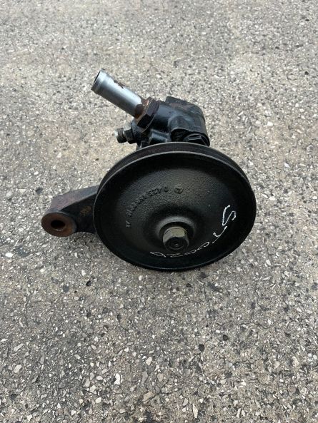 USED POWER STEERING PUMP UNIMOG SBU